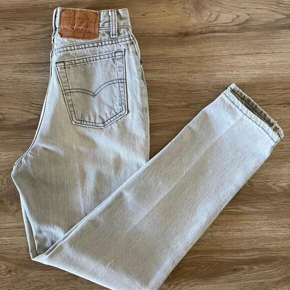 Vintage Levi's Light Grey Jeans | Size 7 - Picture 1 of 5